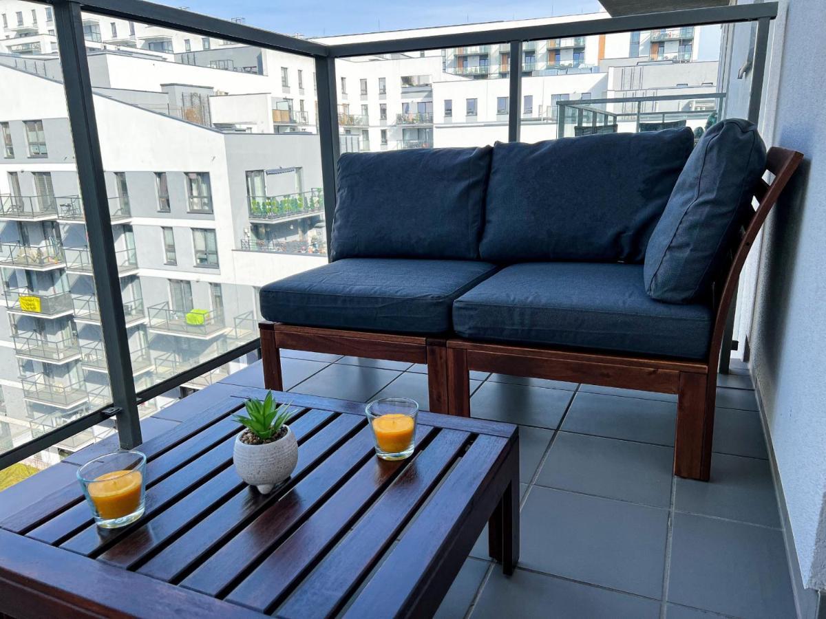 Nowoczesny Apartament - Blisko Centrum Warsaw Luaran gambar