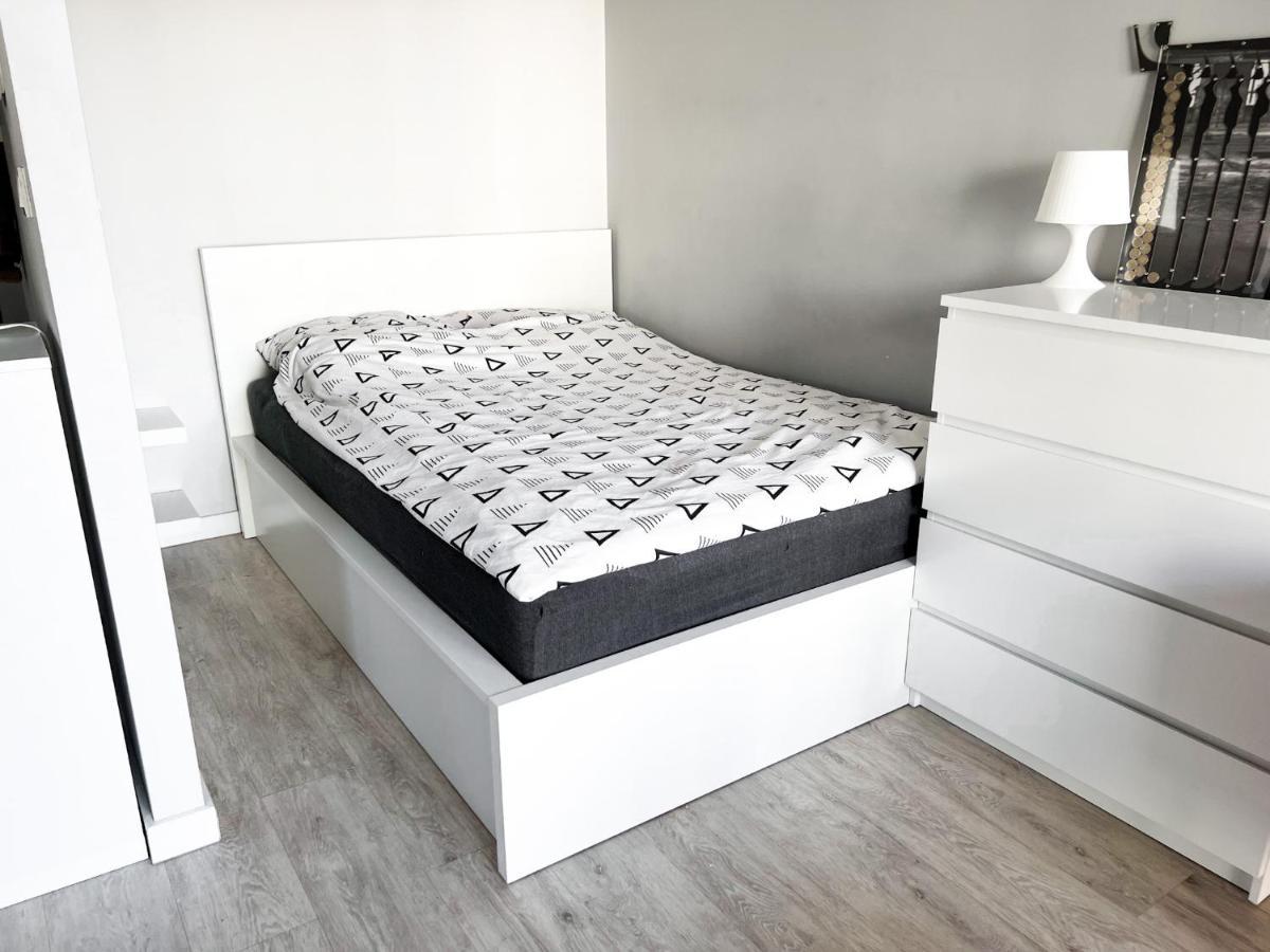 Nowoczesny Apartament - Blisko Centrum Warsaw Luaran gambar