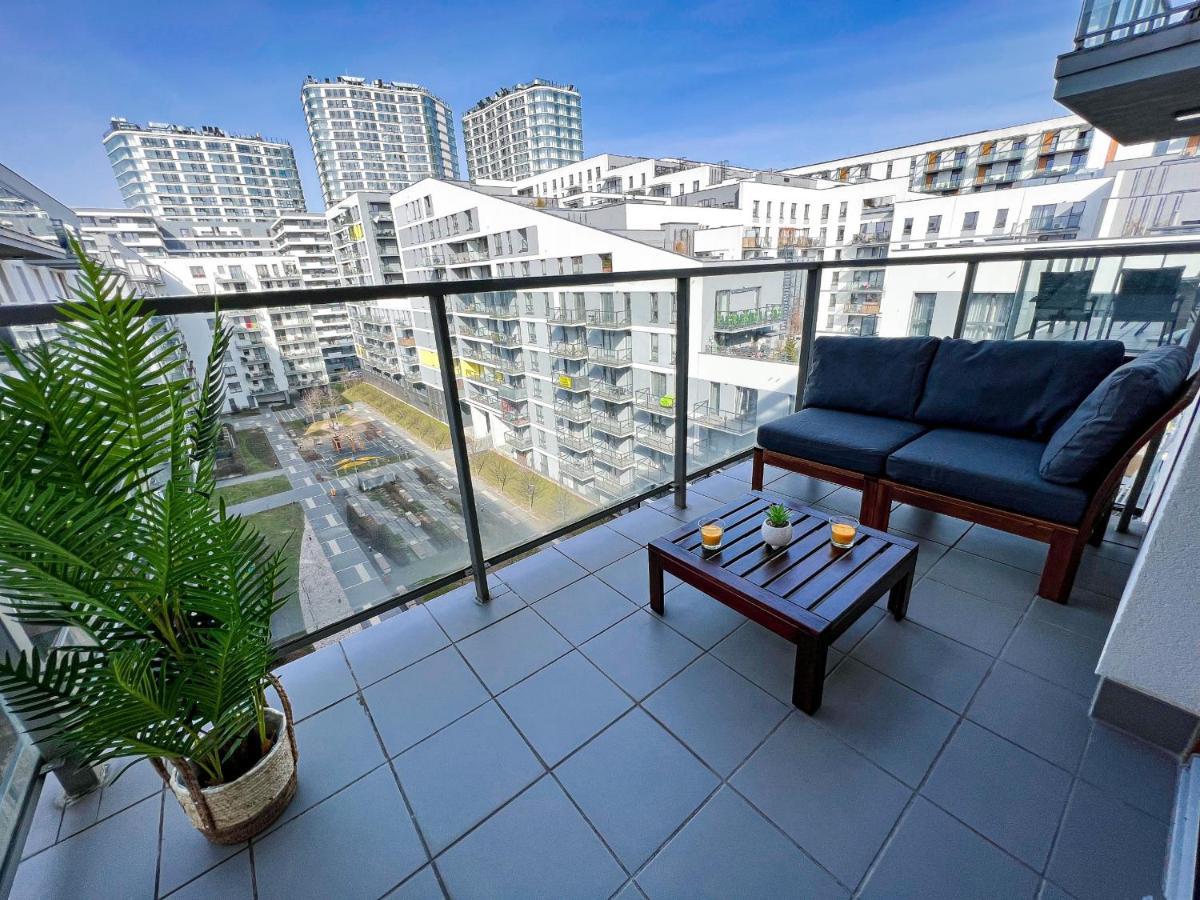 Nowoczesny Apartament - Blisko Centrum Warsaw Luaran gambar