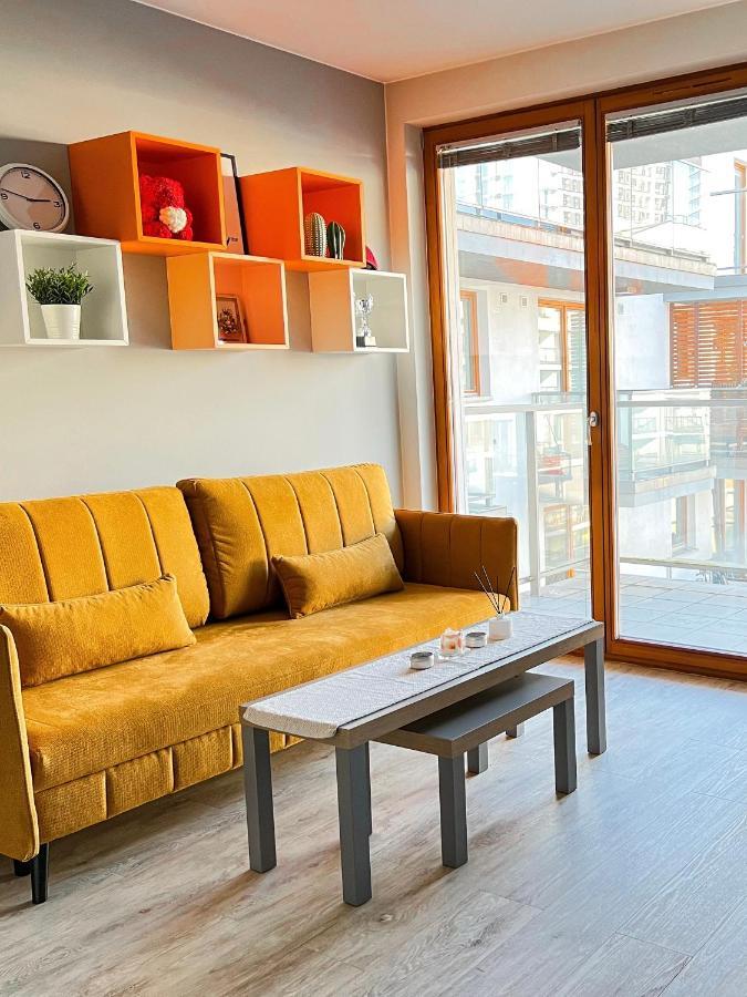 Nowoczesny Apartament - Blisko Centrum Warsaw Luaran gambar
