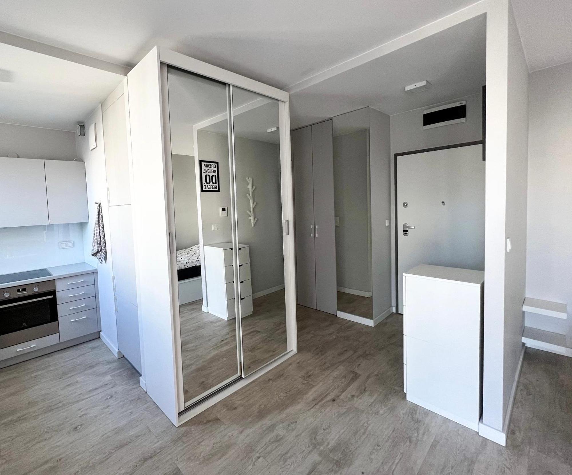 Nowoczesny Apartament - Blisko Centrum Warsaw Luaran gambar