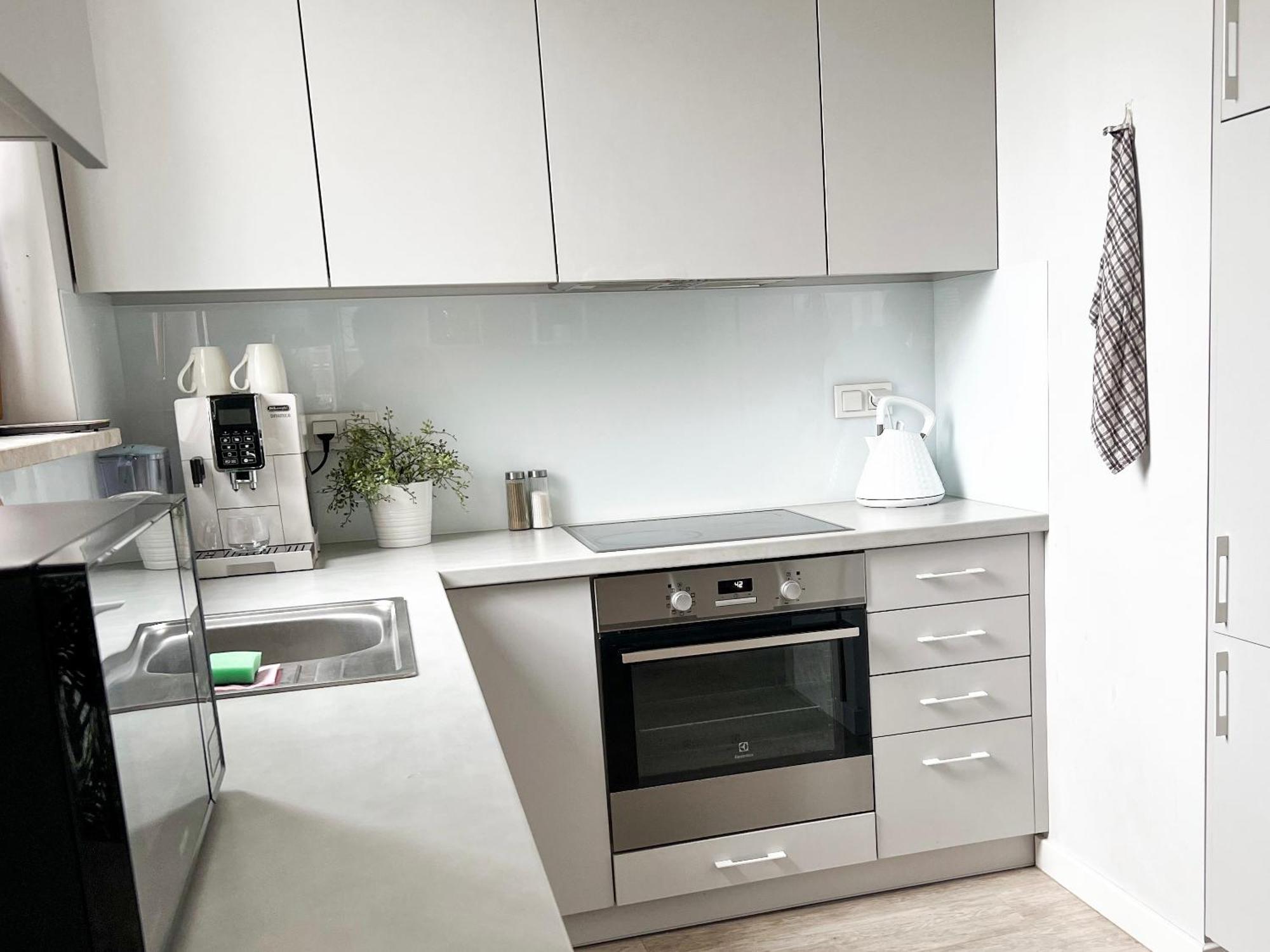 Nowoczesny Apartament - Blisko Centrum Warsaw Luaran gambar