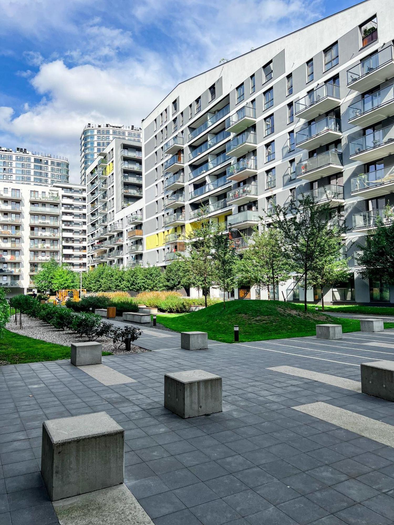 Nowoczesny Apartament - Blisko Centrum Warsaw Luaran gambar